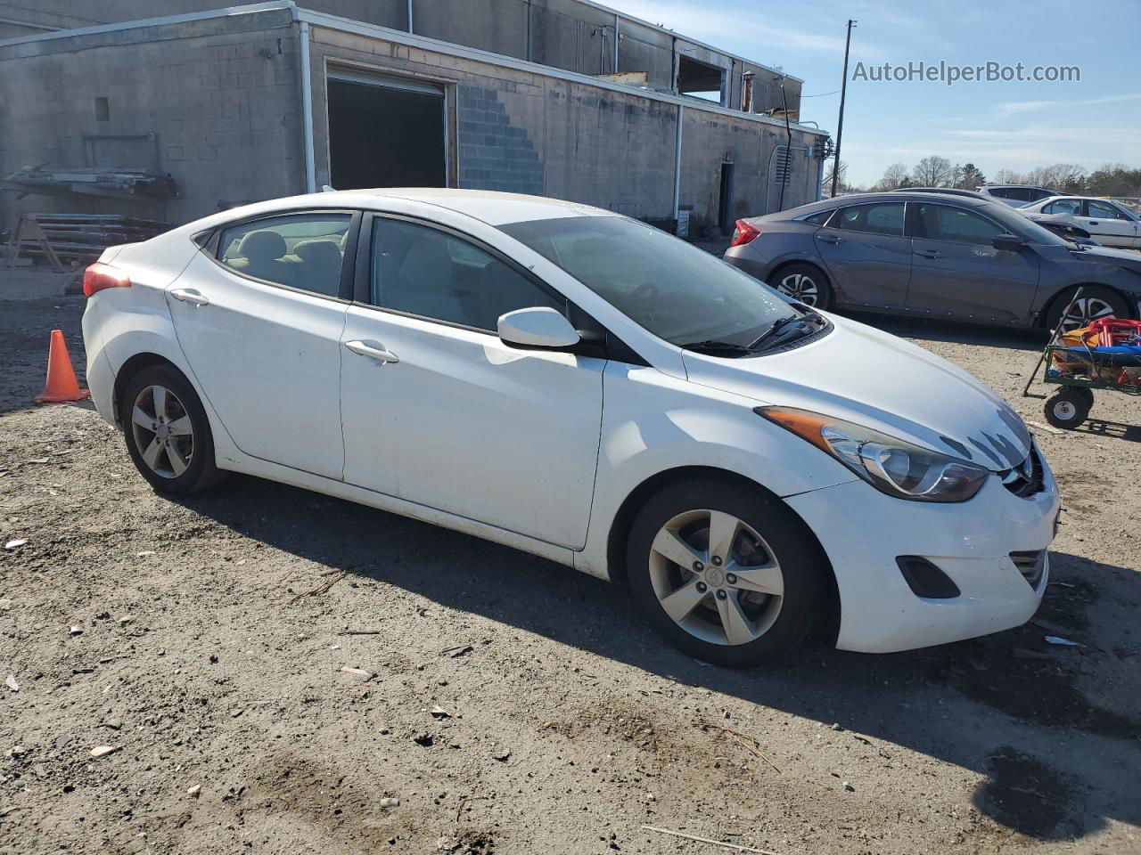 2013 Hyundai Elantra Gls Белый vin: 5NPDH4AE6DH353301