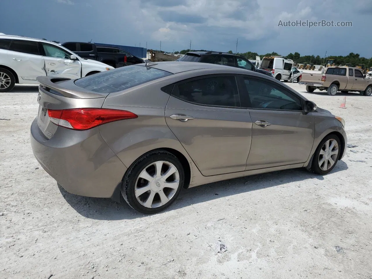 2013 Hyundai Elantra Gls Золотой vin: 5NPDH4AE6DH399226