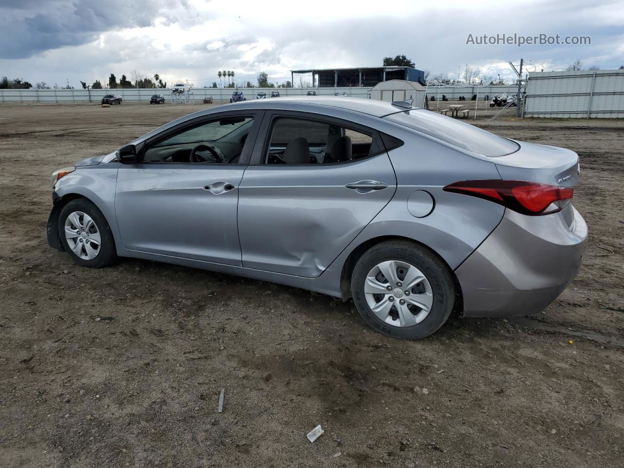 2016 Hyundai Elantra Se Silver vin: 5NPDH4AE6GH691396