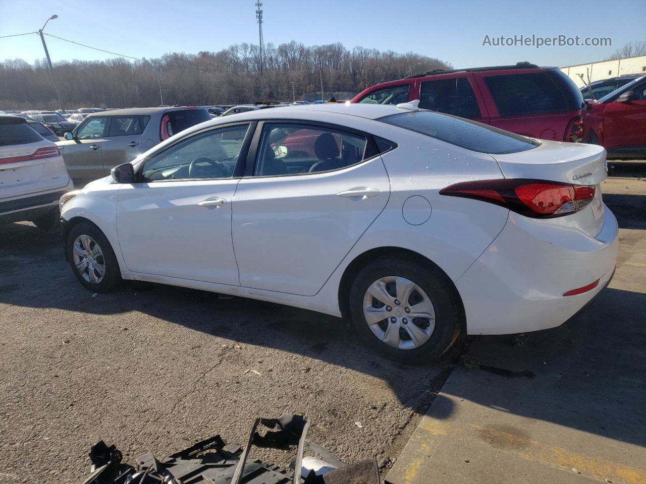 2016 Hyundai Elantra Se White vin: 5NPDH4AE6GH747580