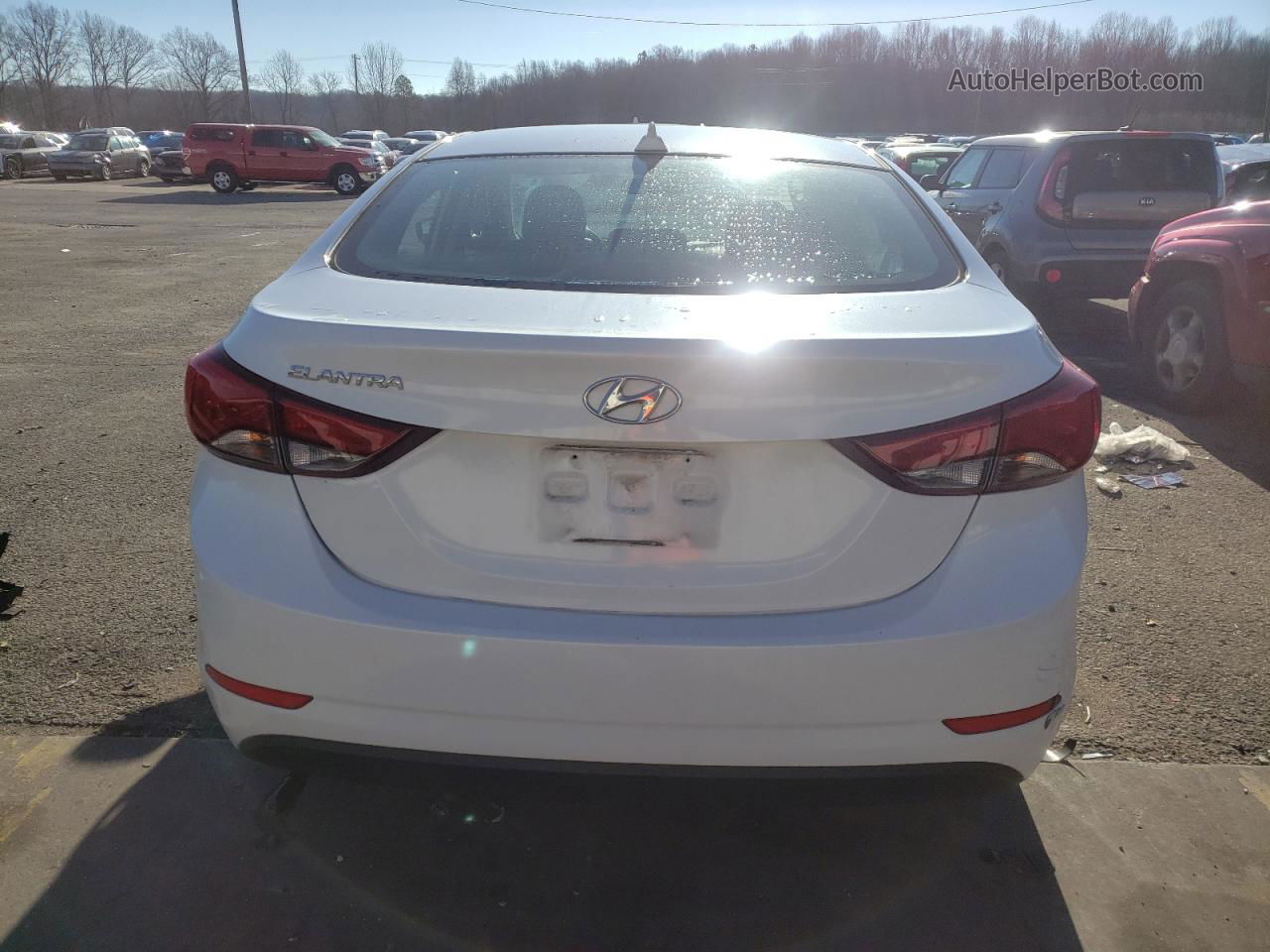 2016 Hyundai Elantra Se White vin: 5NPDH4AE6GH747580