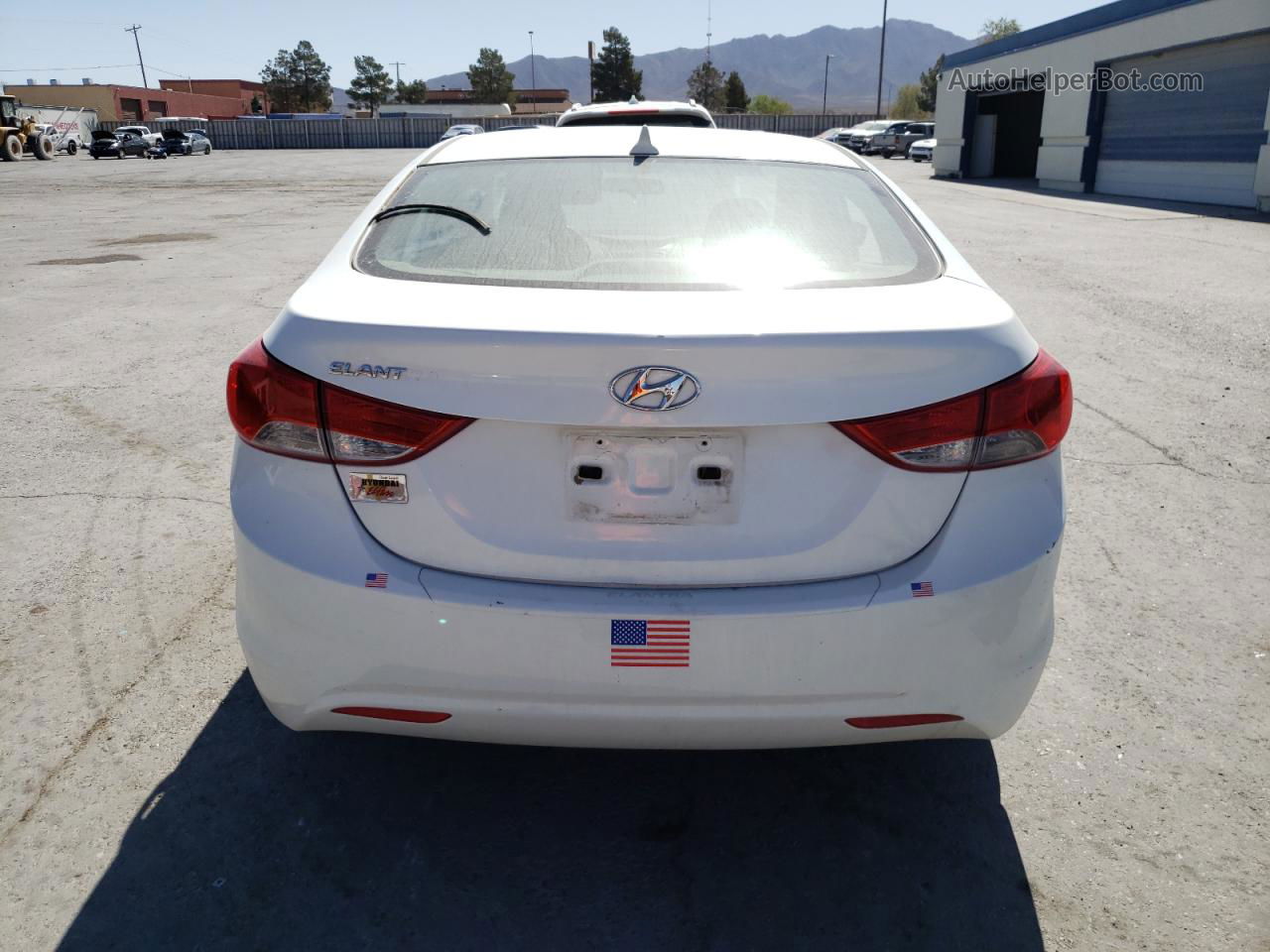 2012 Hyundai Elantra Gls White vin: 5NPDH4AE7CH067892