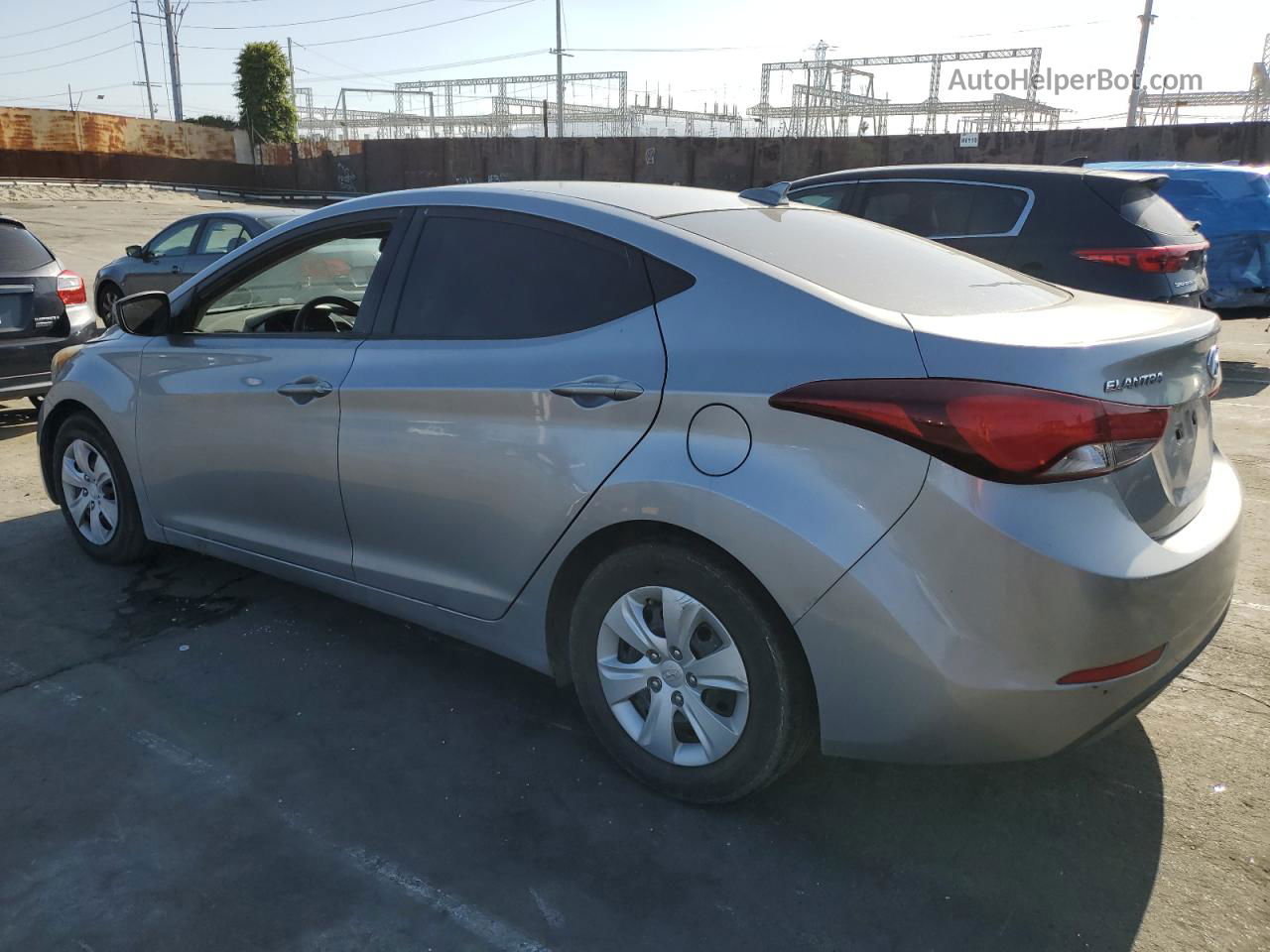 2016 Hyundai Elantra Se Silver vin: 5NPDH4AE7GH695246