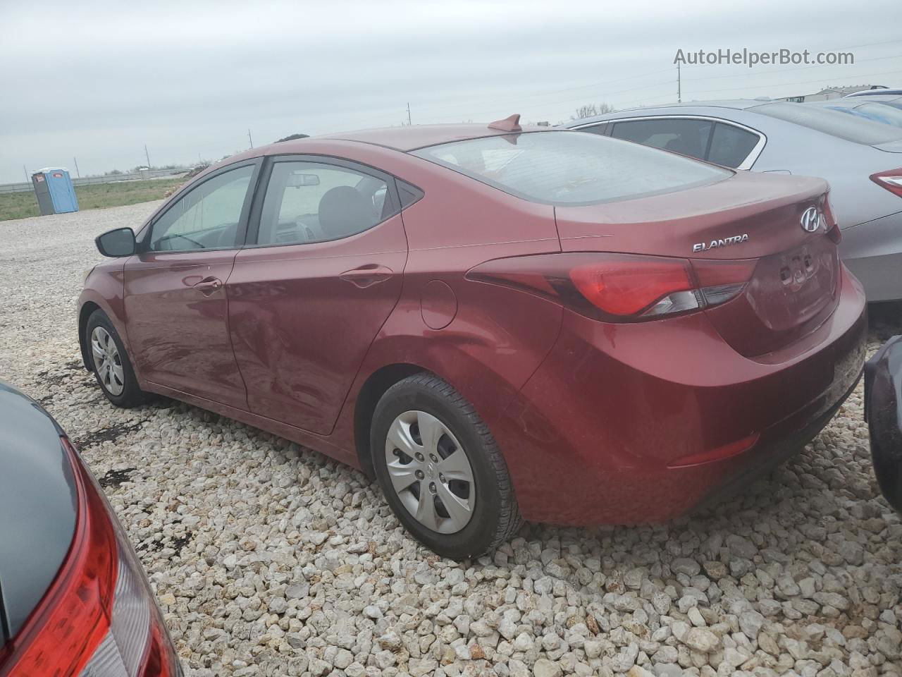 2016 Hyundai Elantra Se Red vin: 5NPDH4AE7GH742839