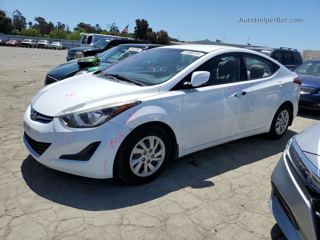 2016 Hyundai Elantra Se White vin: 5NPDH4AE7GH793466