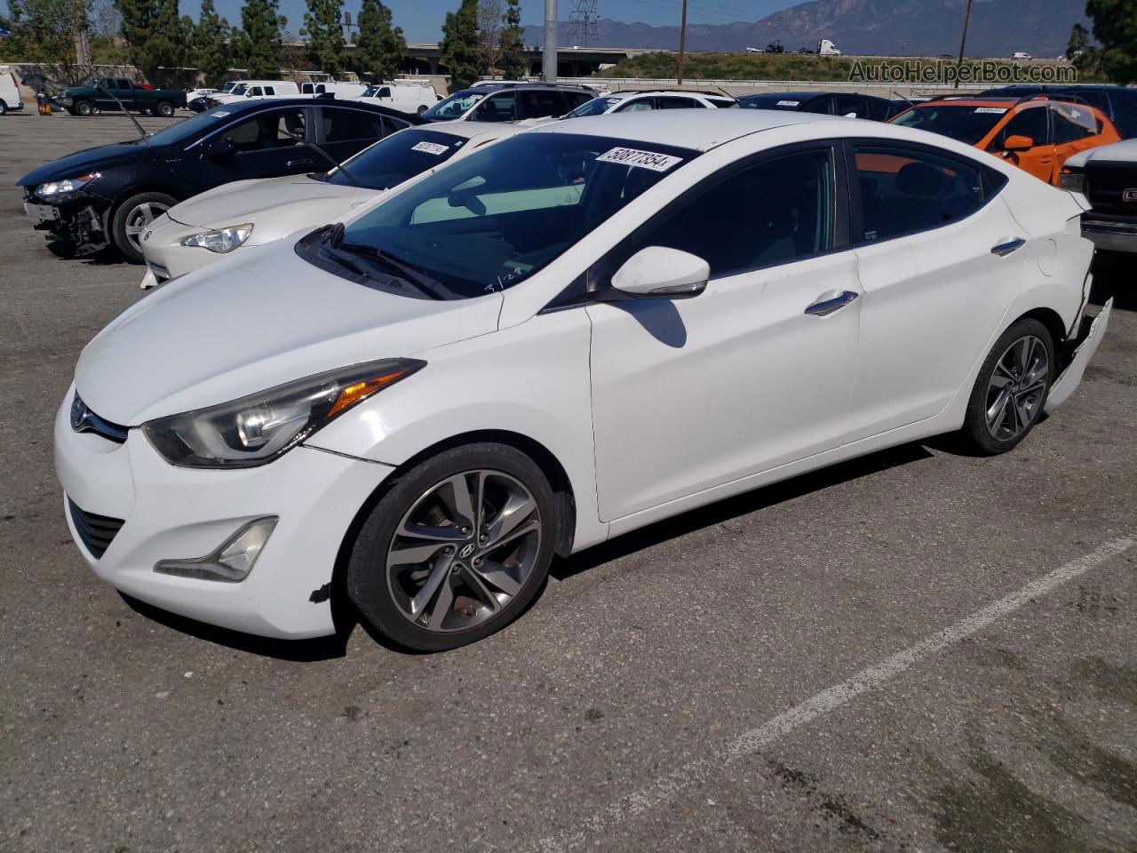 2016 Hyundai Elantra Se White vin: 5NPDH4AE8GH672204