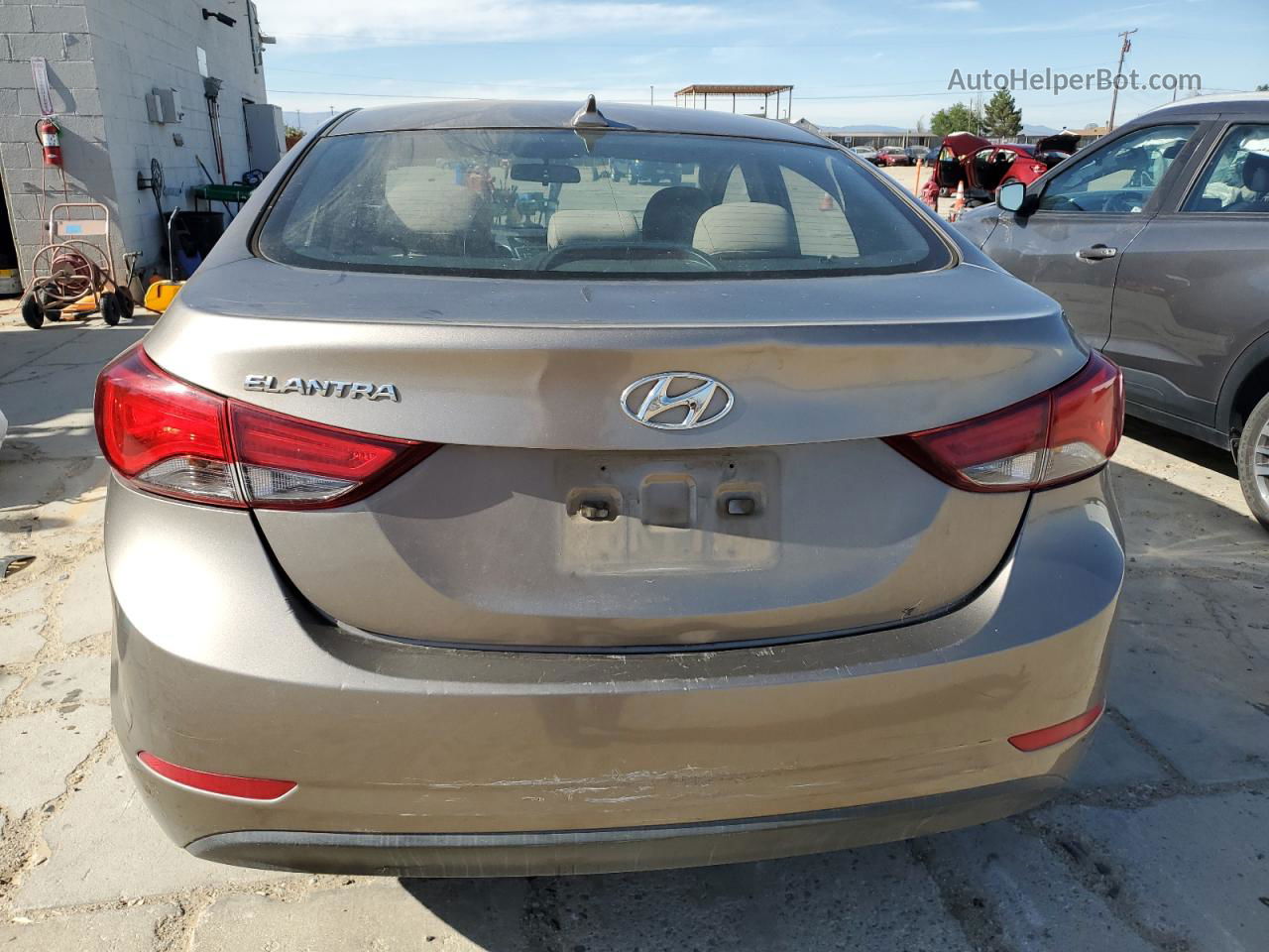 2016 Hyundai Elantra Se Tan vin: 5NPDH4AE8GH702768