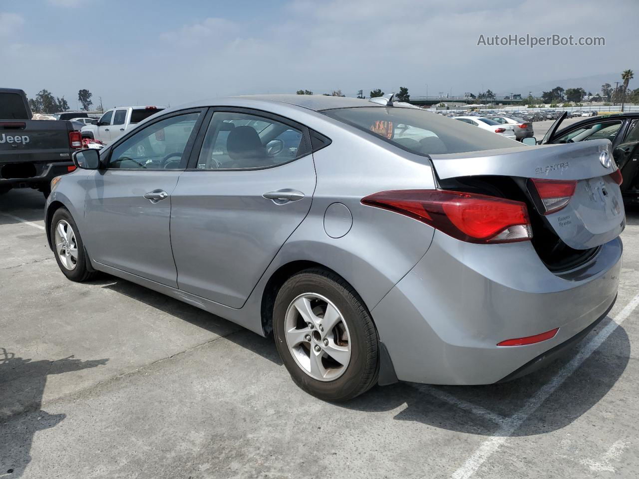 2016 Hyundai Elantra Se Silver vin: 5NPDH4AE8GH720218