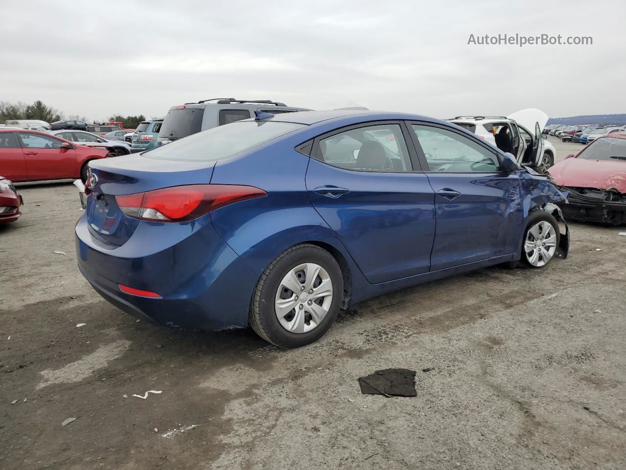 2016 Hyundai Elantra Se Blue vin: 5NPDH4AE8GH781066