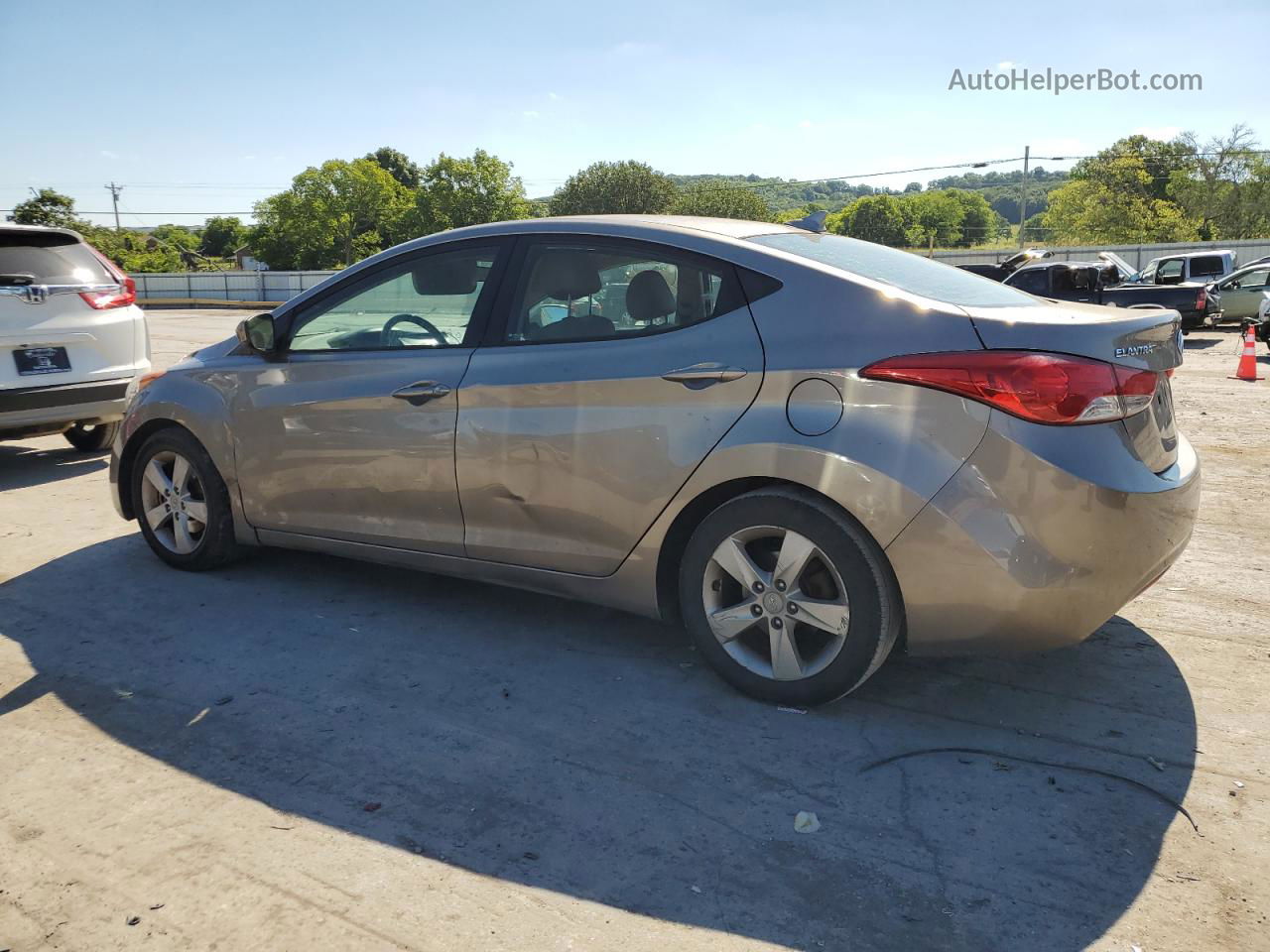 2013 Hyundai Elantra Gls Tan vin: 5NPDH4AE9DH382727