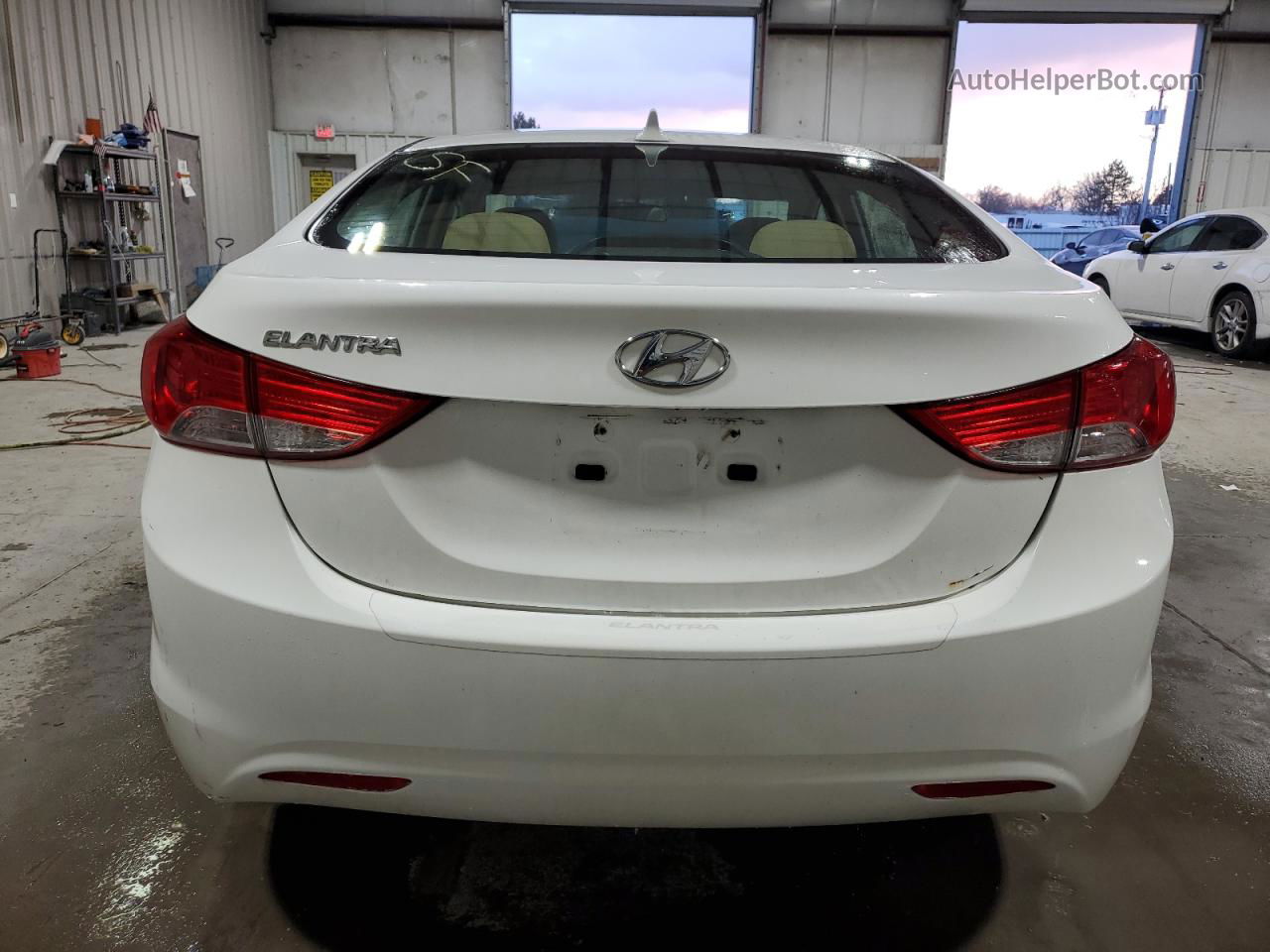 2013 Hyundai Elantra Gls White vin: 5NPDH4AE9DH450802