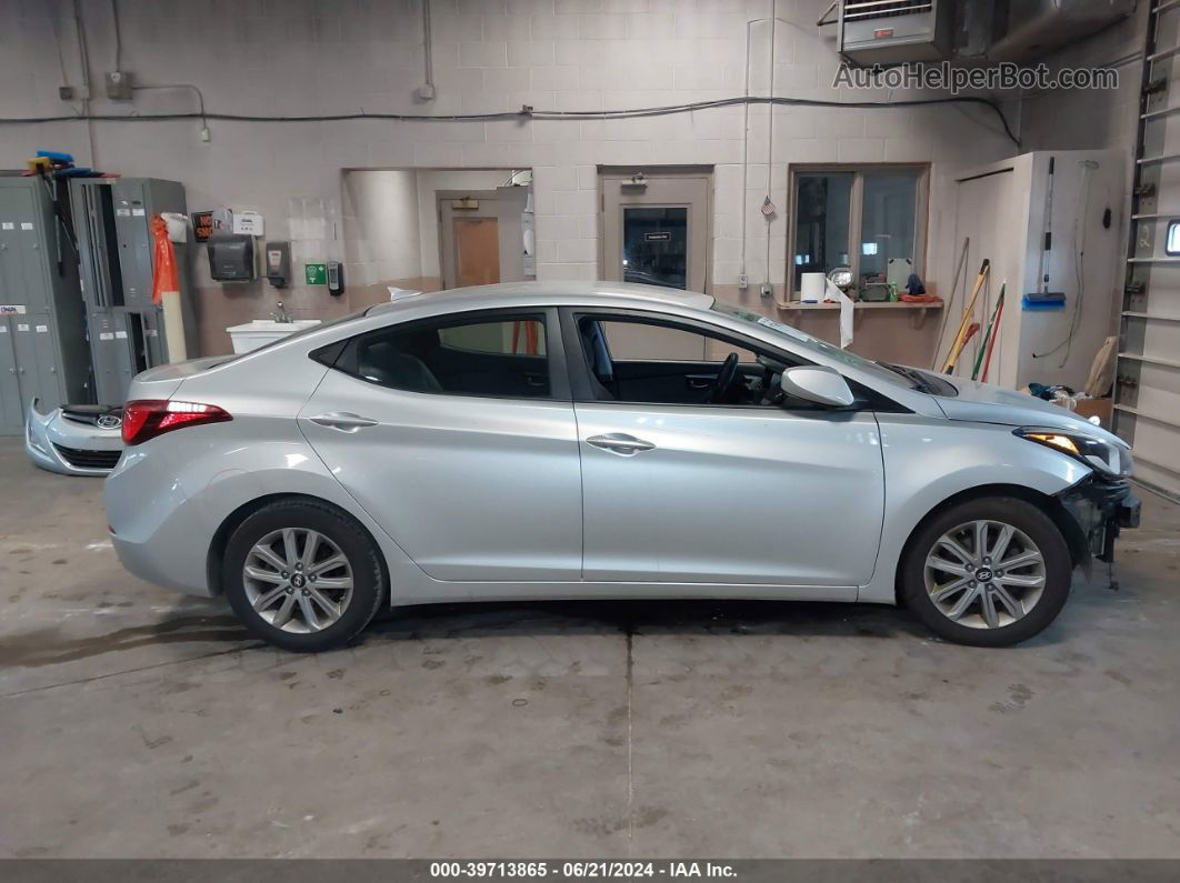 2016 Hyundai Elantra Se Silver vin: 5NPDH4AE9GH713147