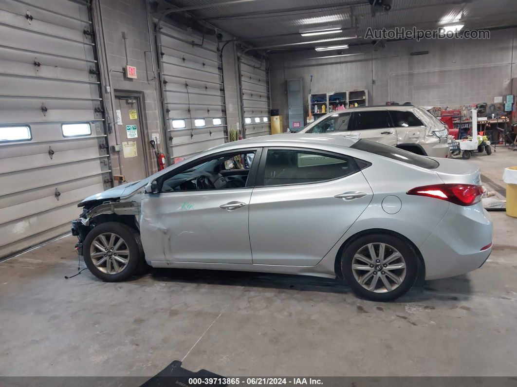 2016 Hyundai Elantra Se Silver vin: 5NPDH4AE9GH713147