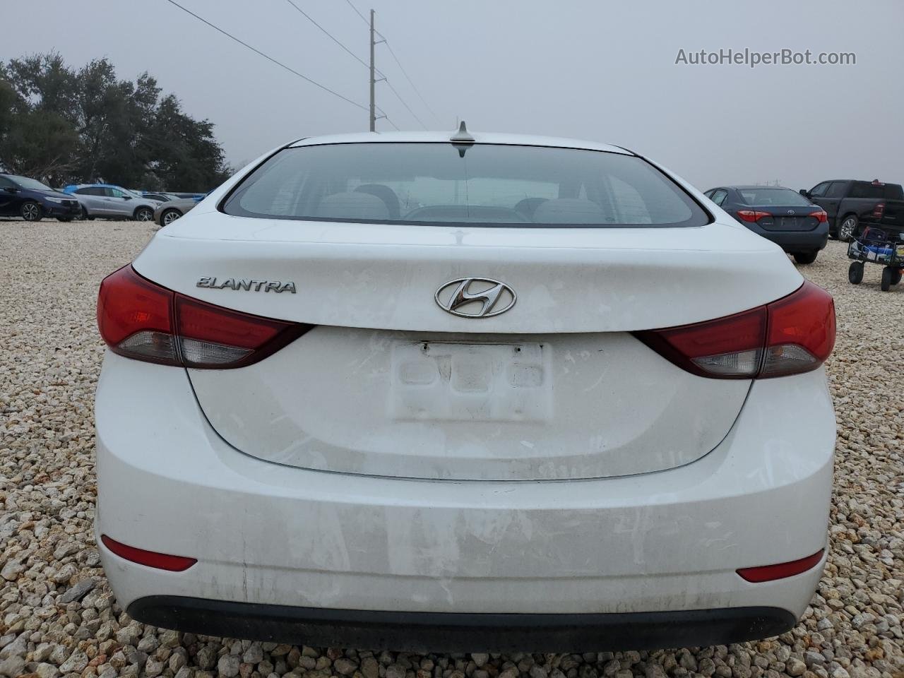 2016 Hyundai Elantra Se White vin: 5NPDH4AE9GH737139