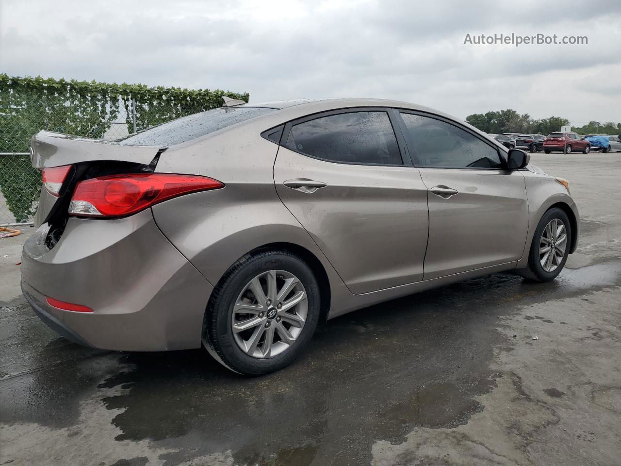 2016 Hyundai Elantra Se Tan vin: 5NPDH4AE9GH749095