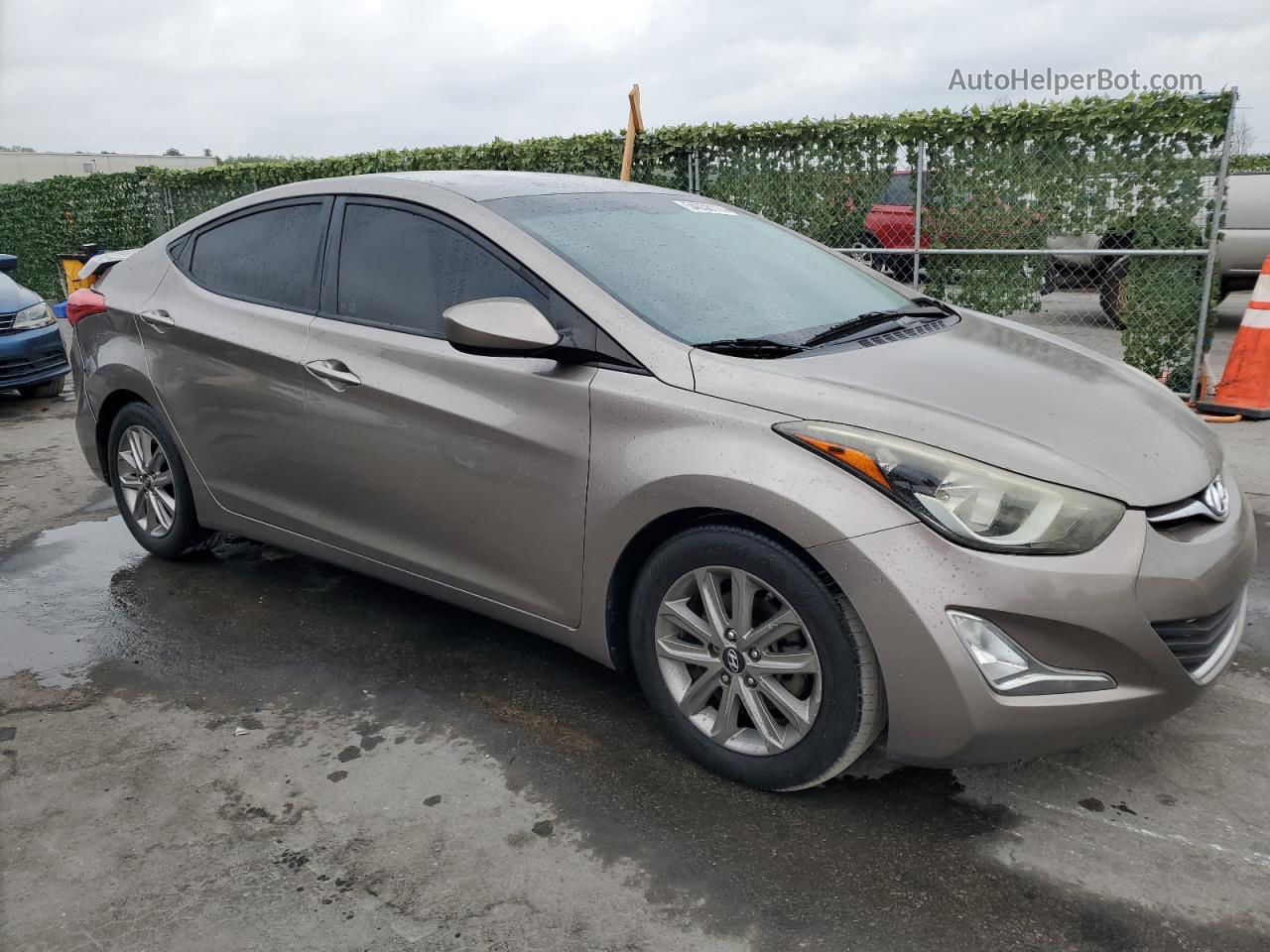 2016 Hyundai Elantra Se Tan vin: 5NPDH4AE9GH749095