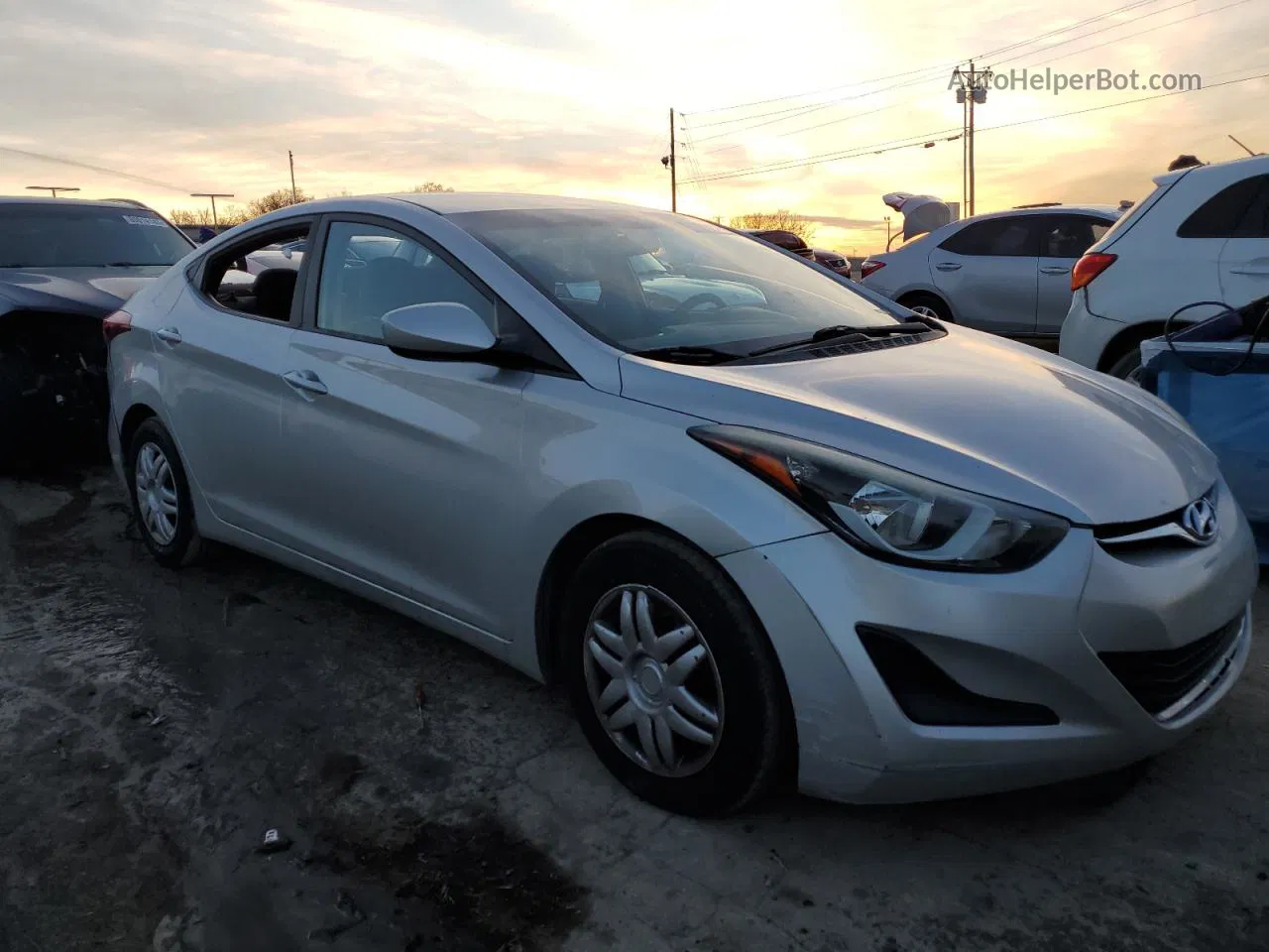 2016 Hyundai Elantra Se Silver vin: 5NPDH4AE9GH793405