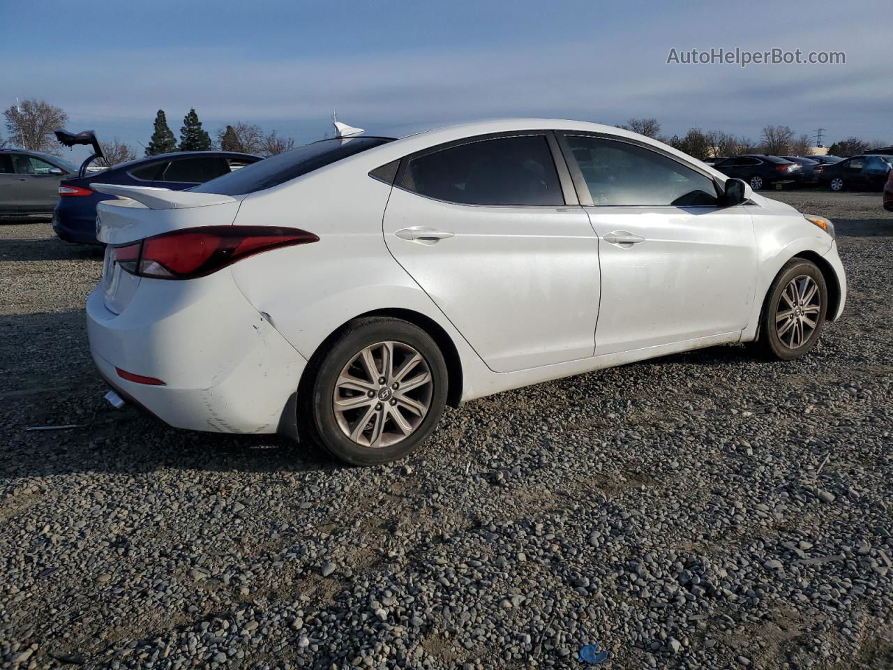 2015 Hyundai Elantra Se White vin: 5NPDH4AEXFH592367