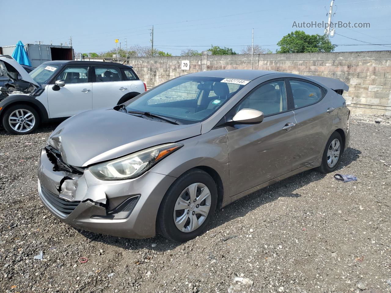 2016 Hyundai Elantra Se Tan vin: 5NPDH4AEXGH754595