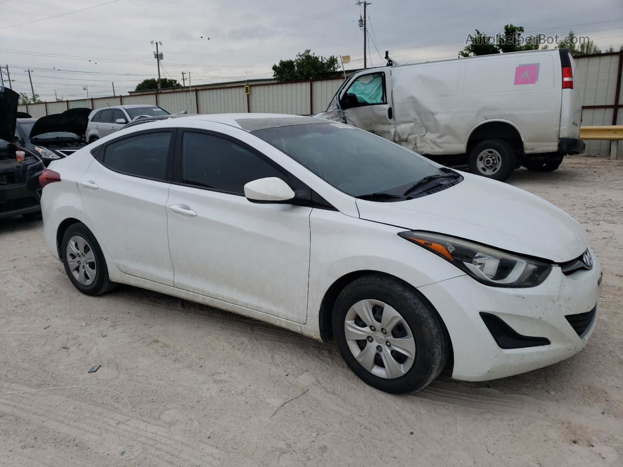 2016 Hyundai Elantra Se White vin: 5NPDH4AEXGH763457