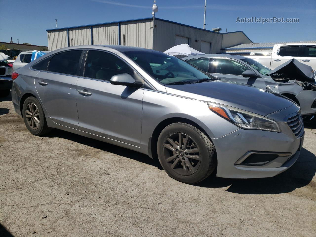 2017 Hyundai Sonata Se Серебряный vin: 5NPE24AF3HH565996