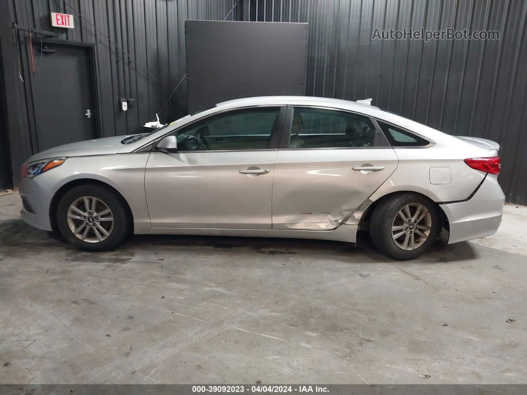 2017 Hyundai Sonata   Silver vin: 5NPE24AF3HH579882