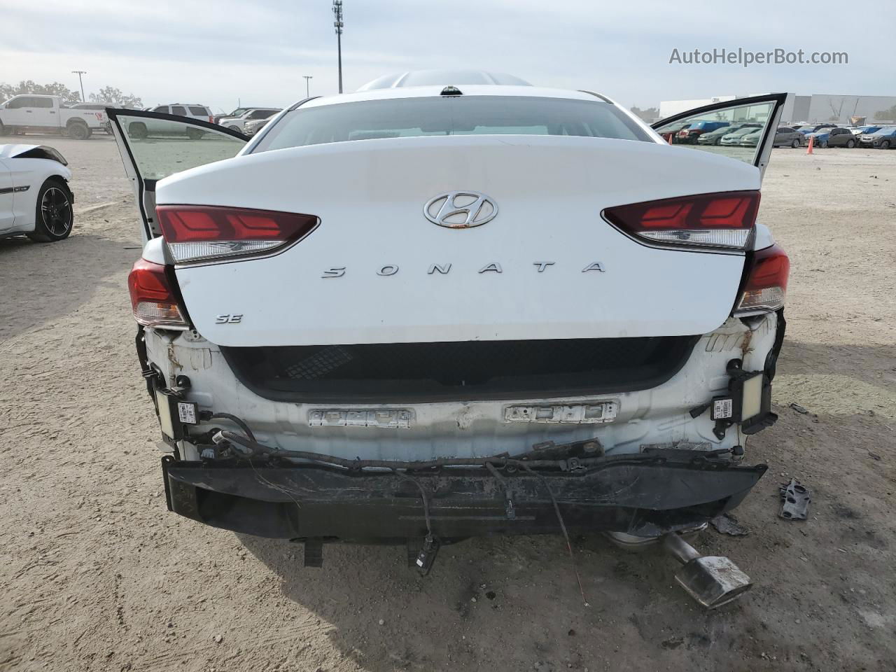 2018 Hyundai Sonata Se Белый vin: 5NPE24AF3JH605144