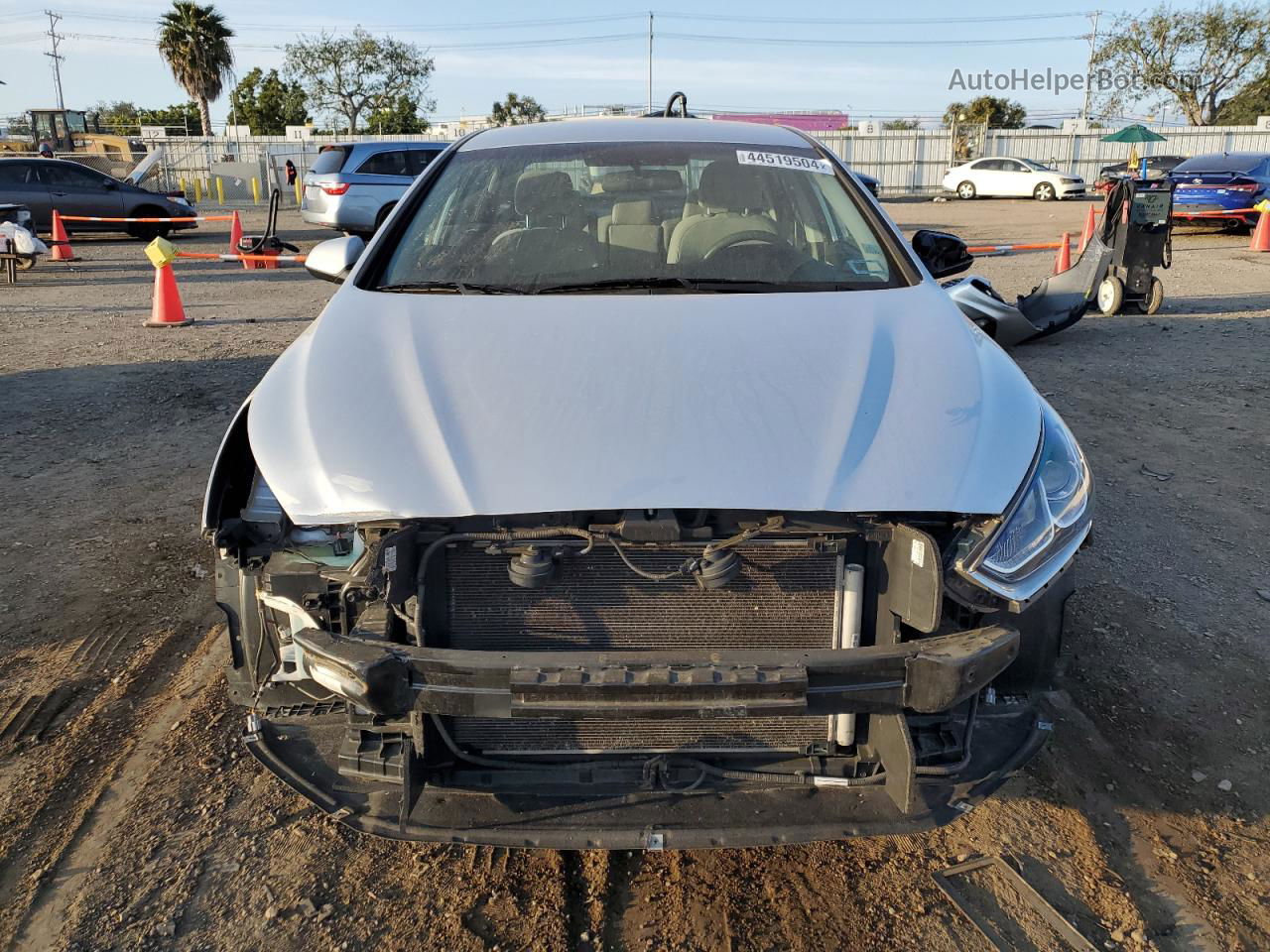 2018 Hyundai Sonata Se Silver vin: 5NPE24AF3JH708063