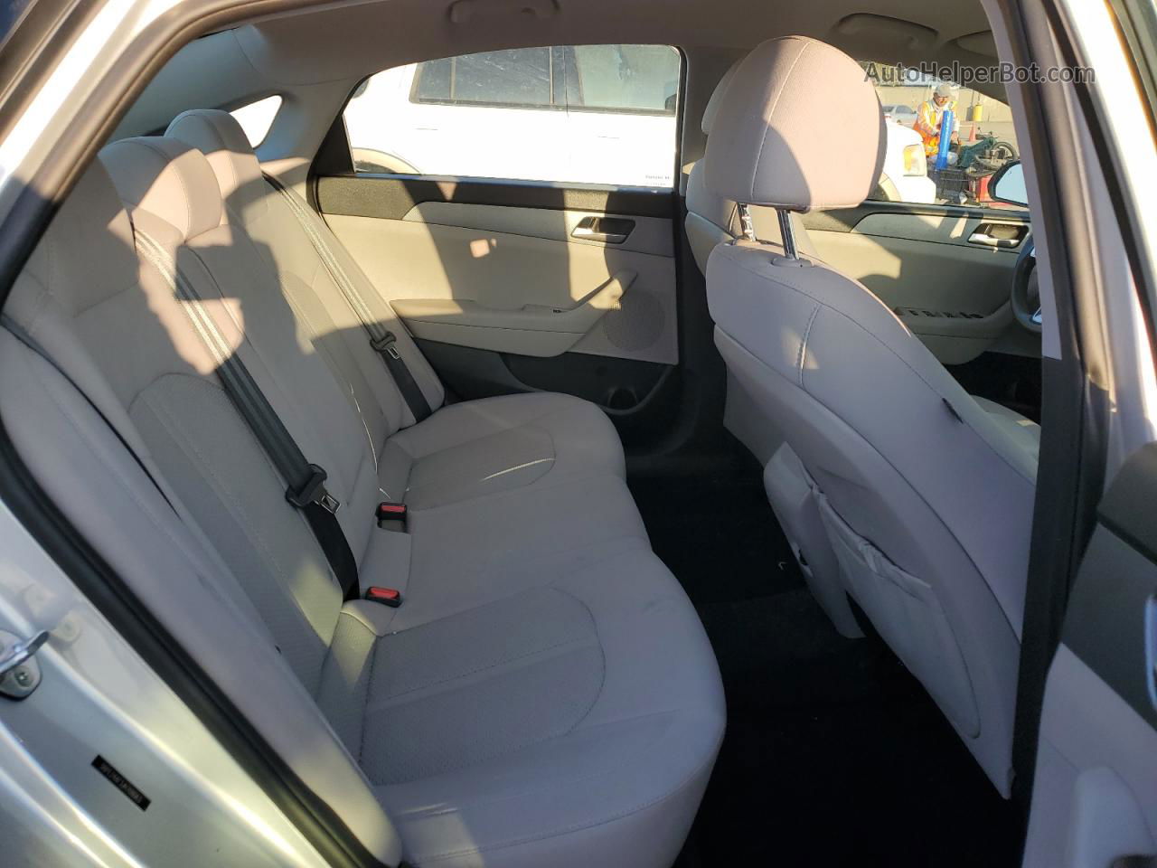 2018 Hyundai Sonata Se Silver vin: 5NPE24AF3JH708063