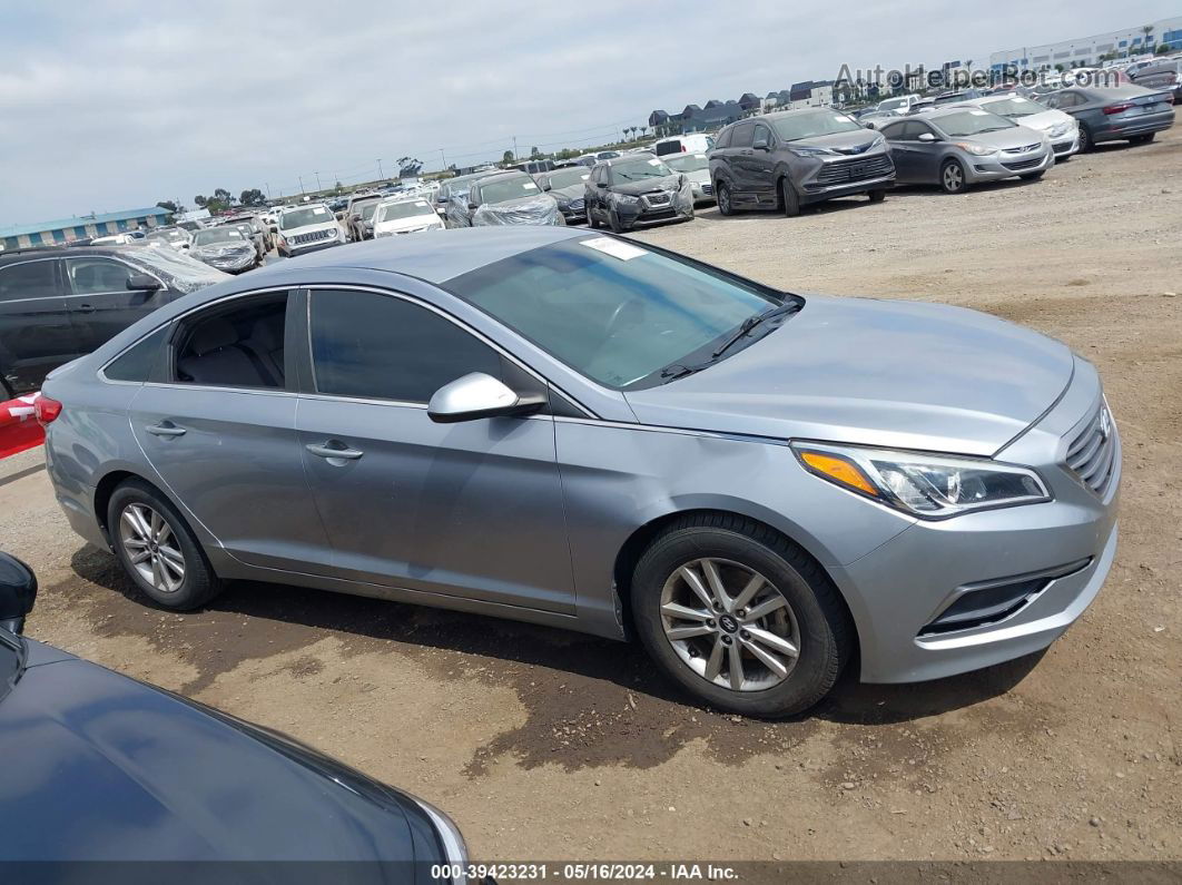 2017 Hyundai Sonata   Silver vin: 5NPE24AF4HH561438