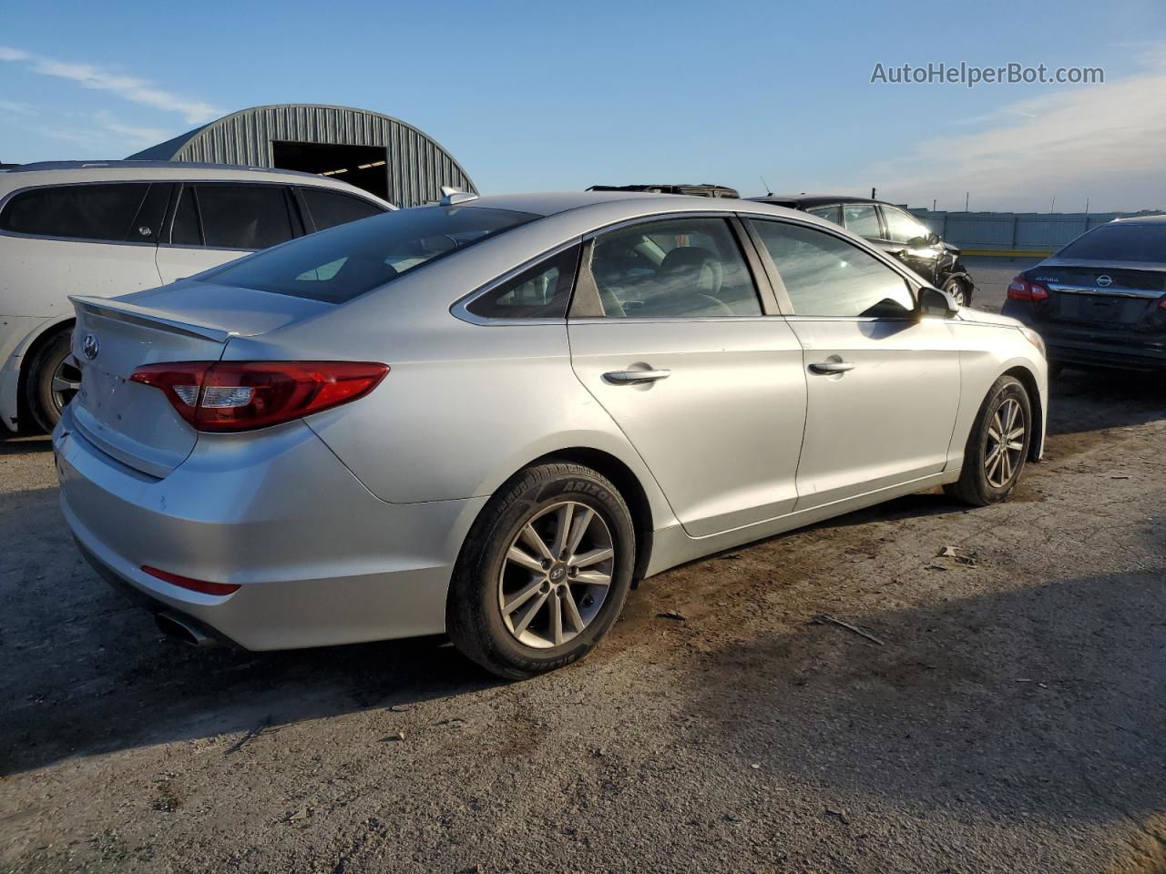 2017 Hyundai Sonata Se Серебряный vin: 5NPE24AF5HH561951