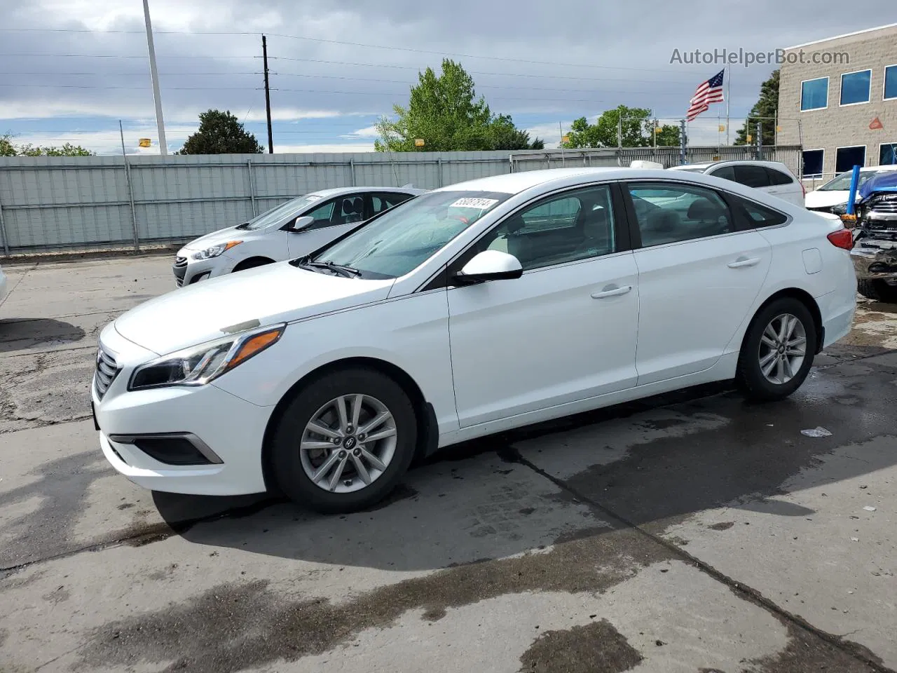 2017 Hyundai Sonata Se White vin: 5NPE24AF5HH575686