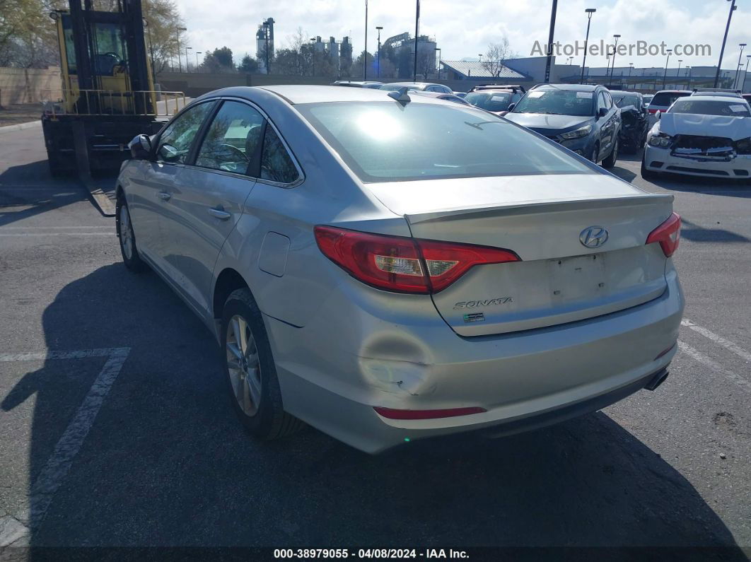 2017 Hyundai Sonata   Silver vin: 5NPE24AF7HH518129