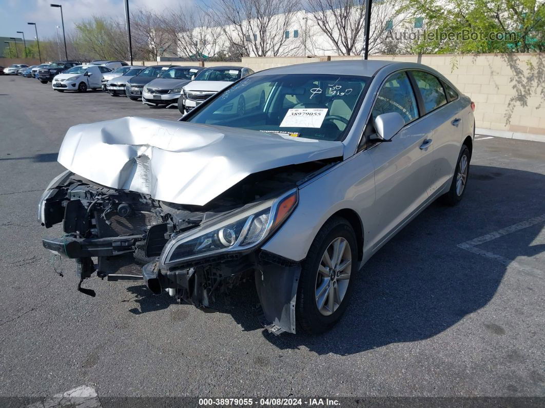 2017 Hyundai Sonata   Silver vin: 5NPE24AF7HH518129