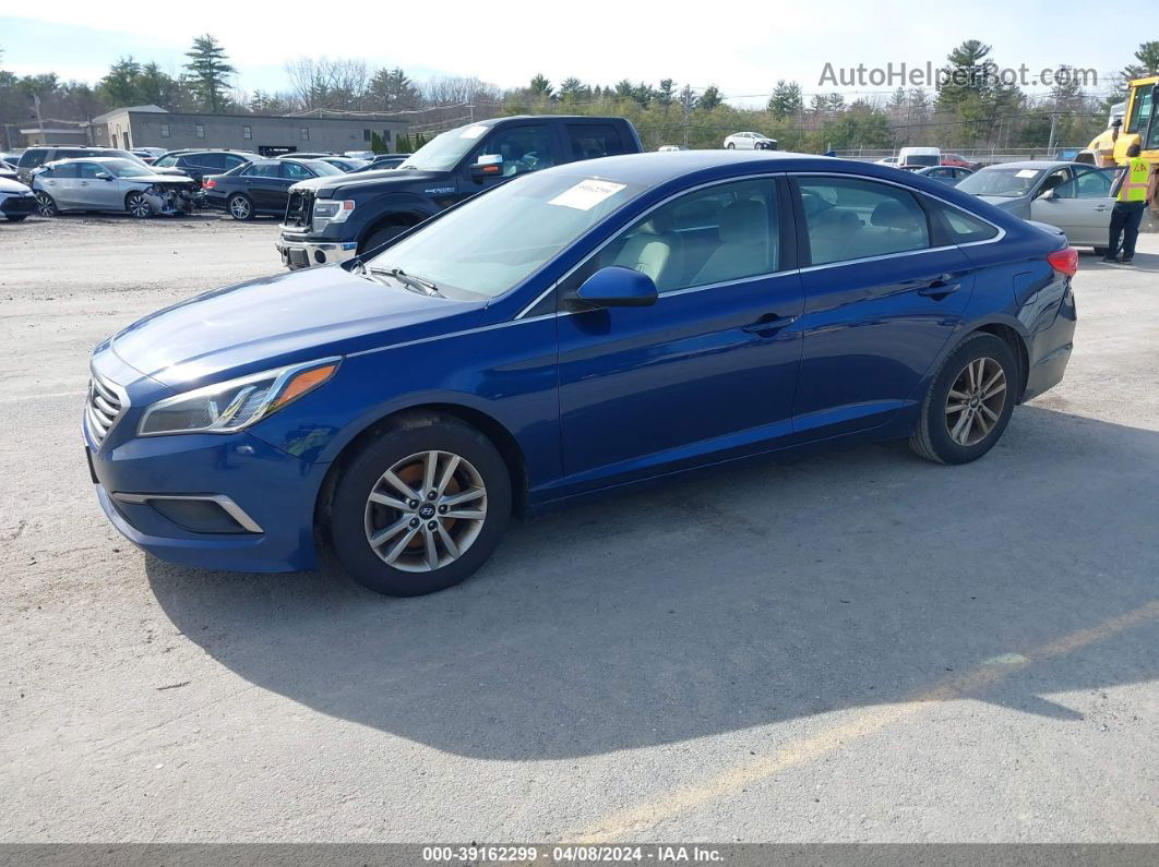 2017 Hyundai Sonata   Синий vin: 5NPE24AF8HH496027