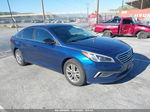 2017 Hyundai Sonata   Синий vin: 5NPE24AFXHH473509