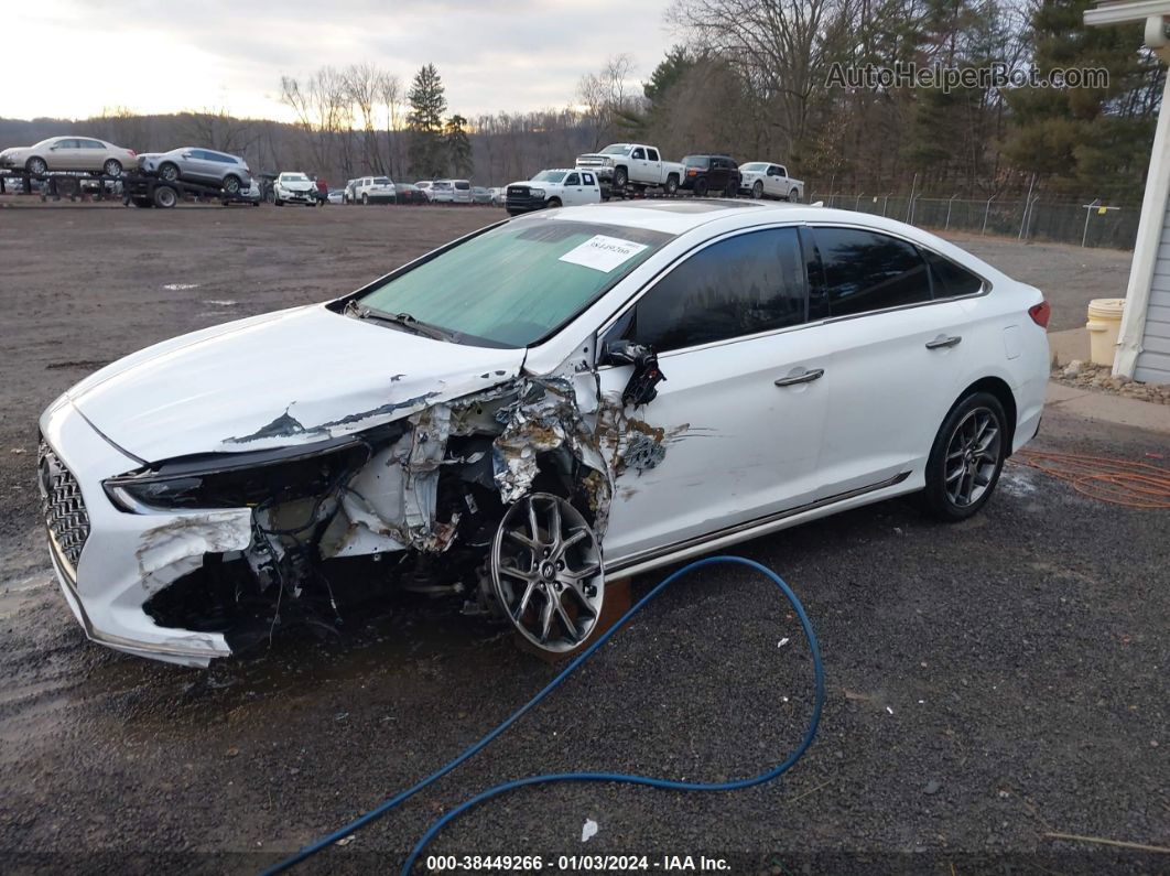 2018 Hyundai Sonata Sport 2.0t White vin: 5NPE34AB2JH693713