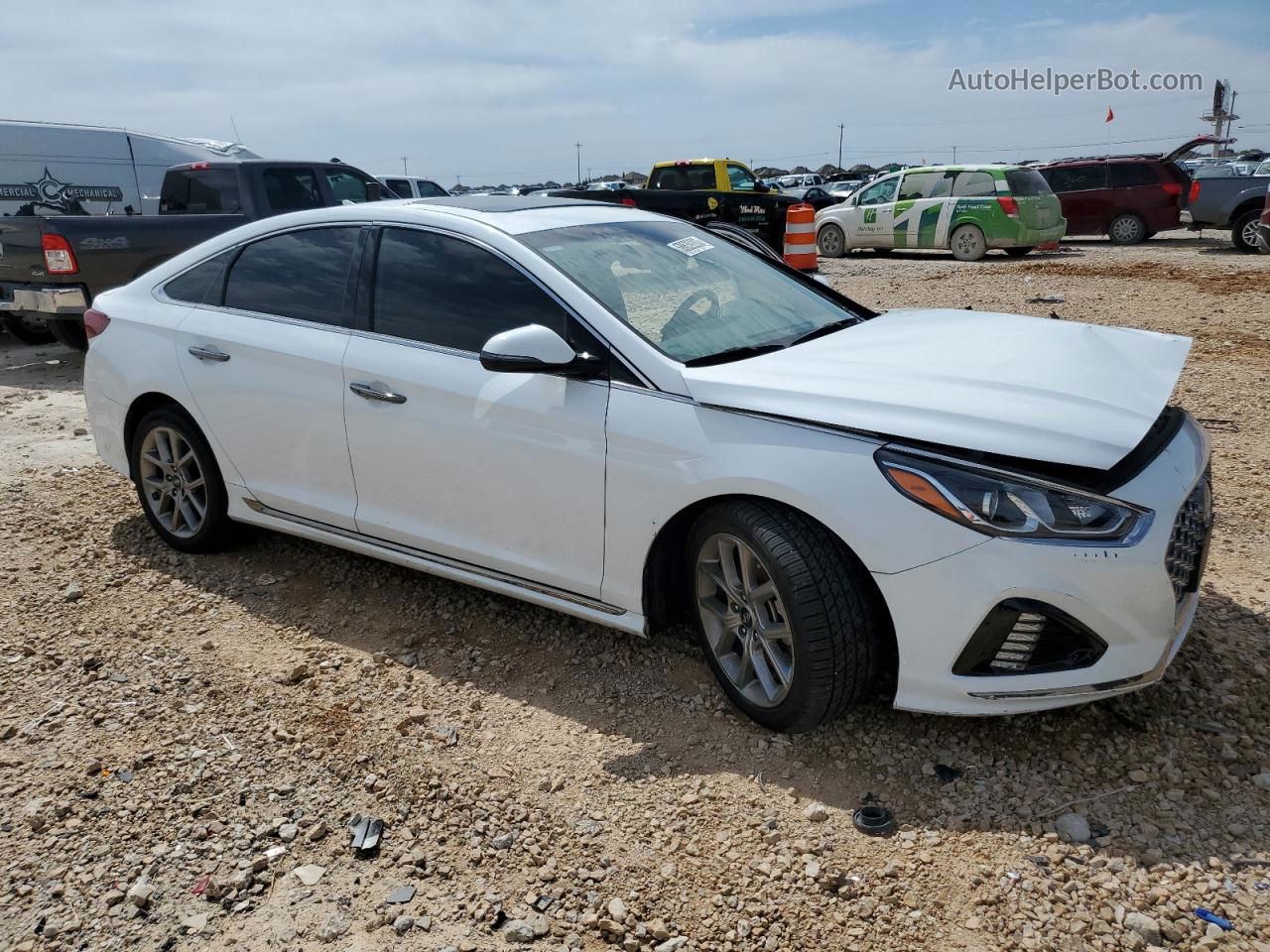 2018 Hyundai Sonata Sport White vin: 5NPE34ABXJH665366