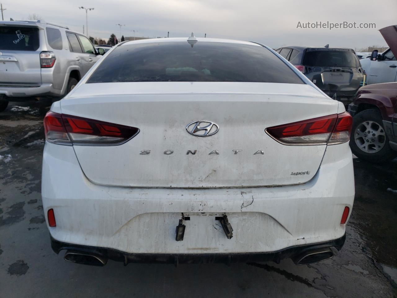 2018 Hyundai Sonata Sport White vin: 5NPE34AF1JH724176