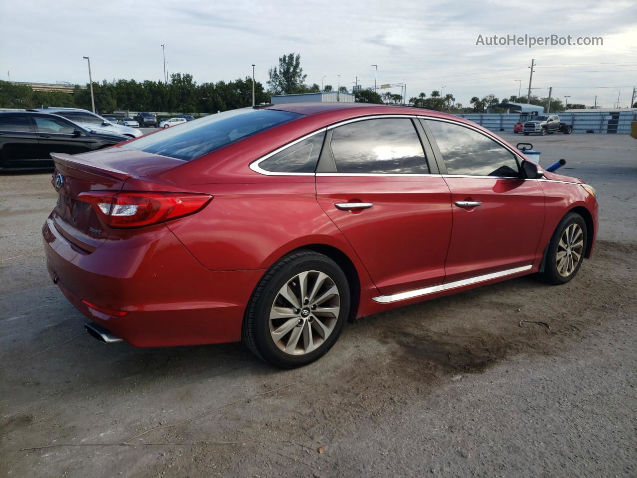 2017 Hyundai Sonata Sport Красный vin: 5NPE34AF2HH554131