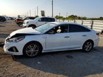 2018 Hyundai Sonata Sport Белый vin: 5NPE34AF2JH684156