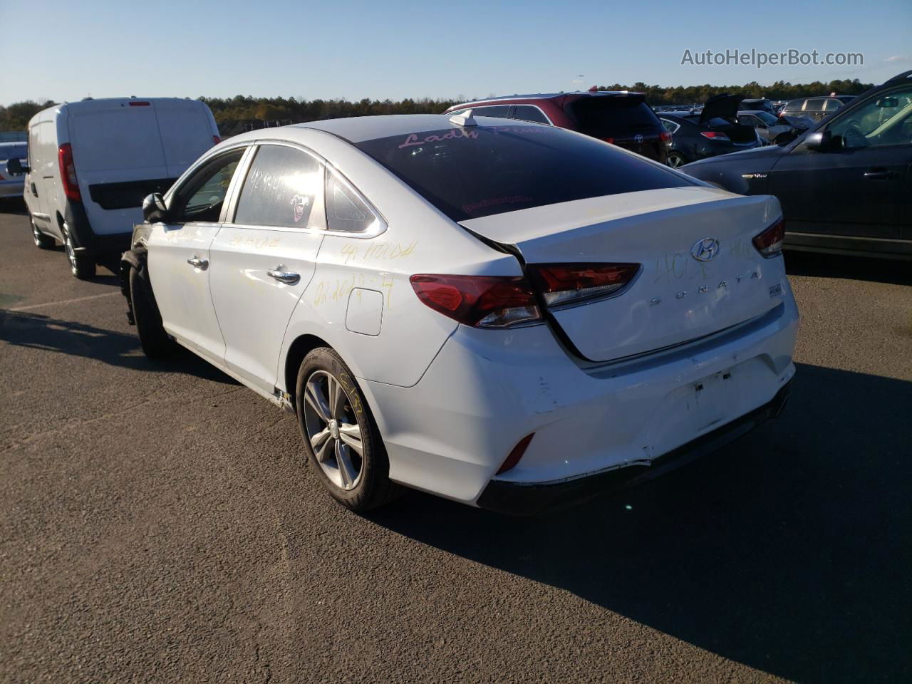 2018 Hyundai Sonata Sport White vin: 5NPE34AF3JH611832