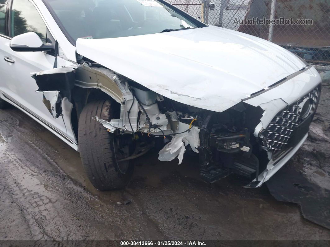 2018 Hyundai Sonata Sport White vin: 5NPE34AF3JH628405