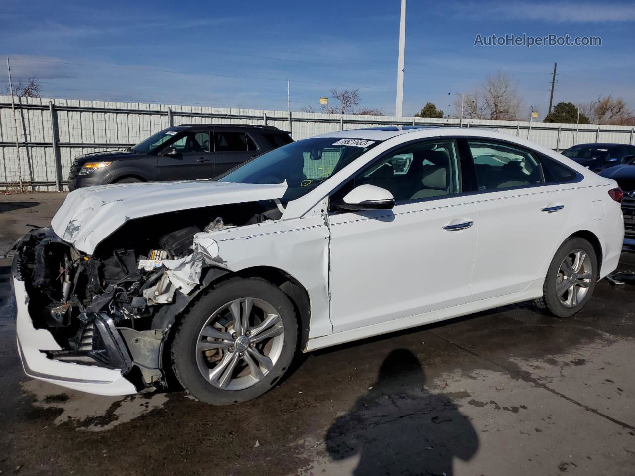 2018 Hyundai Sonata Sport White vin: 5NPE34AF7JH628570