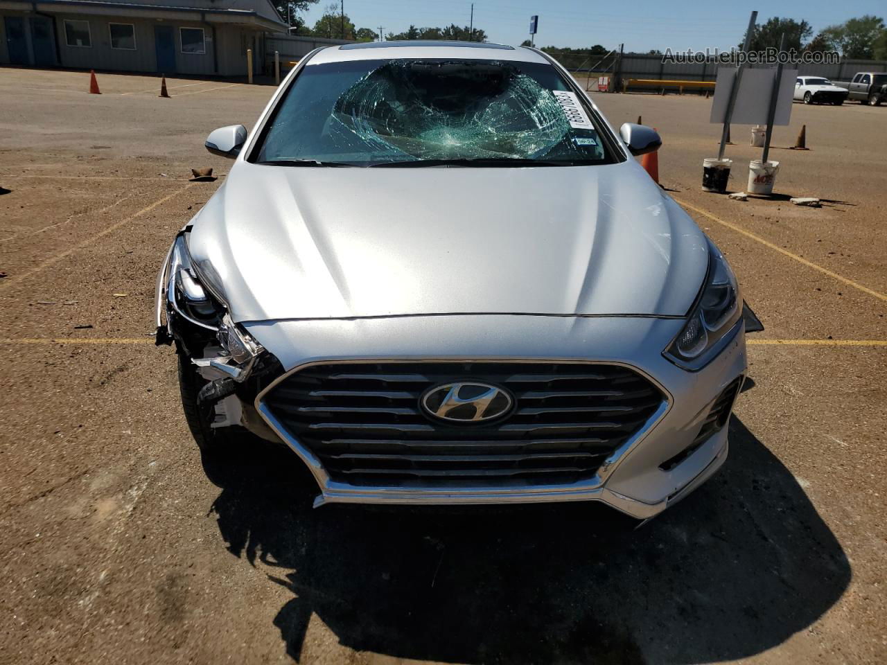 2018 Hyundai Sonata Sport Серебряный vin: 5NPE34AF8JH596437