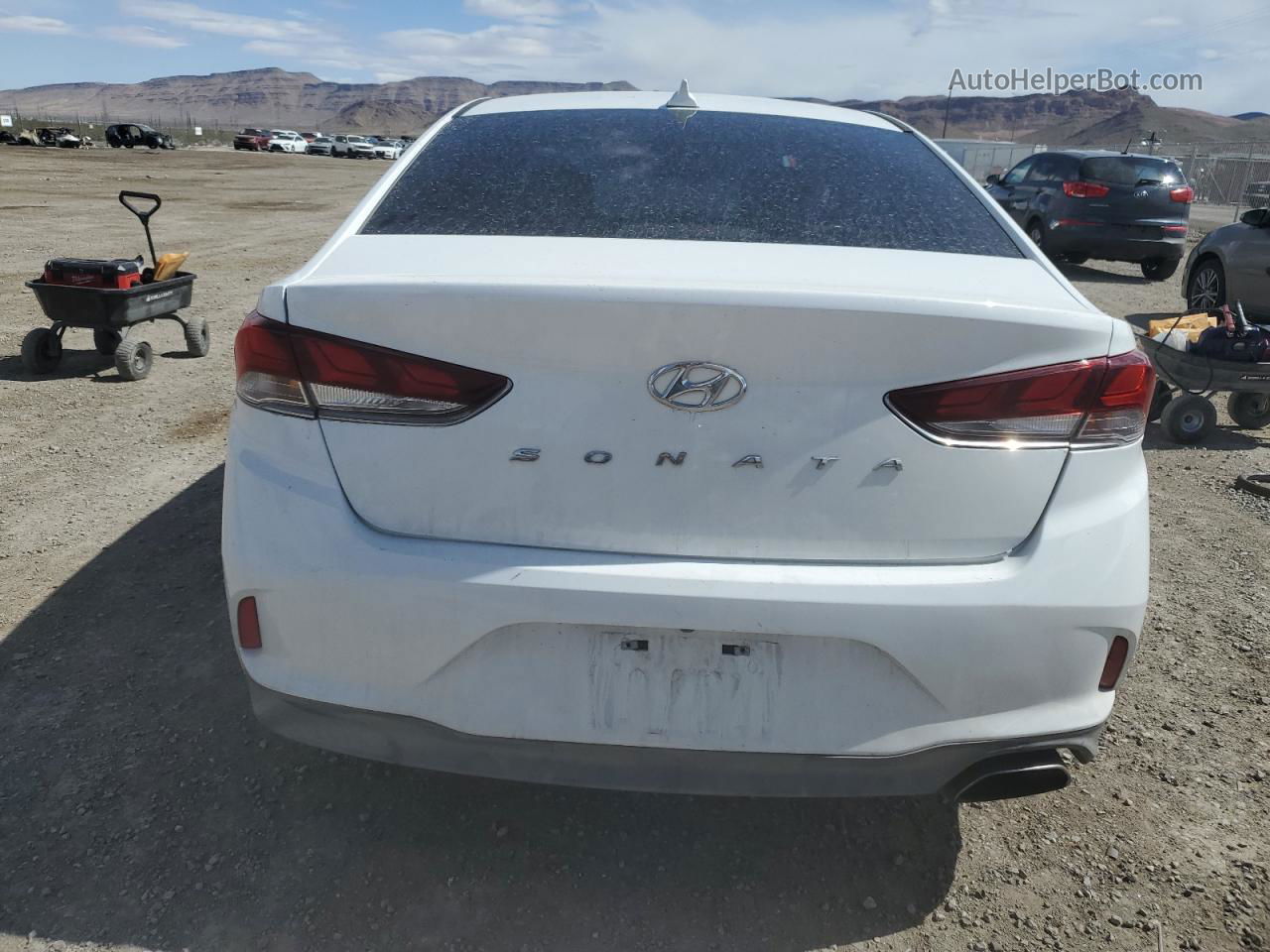 2018 Hyundai Sonata Sport White vin: 5NPE34AF9JH672294