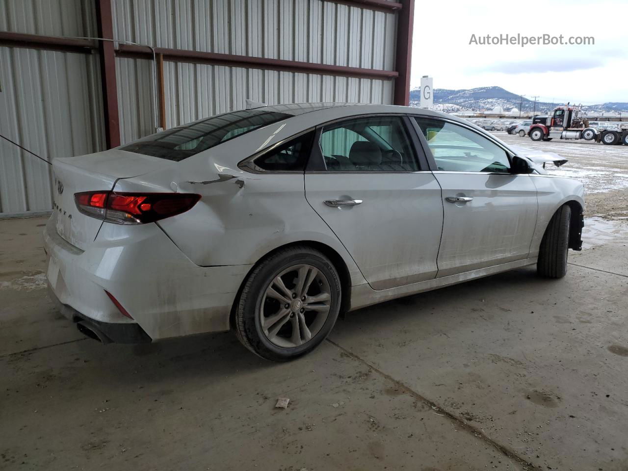 2018 Hyundai Sonata Sport White vin: 5NPE34AFXJH602917