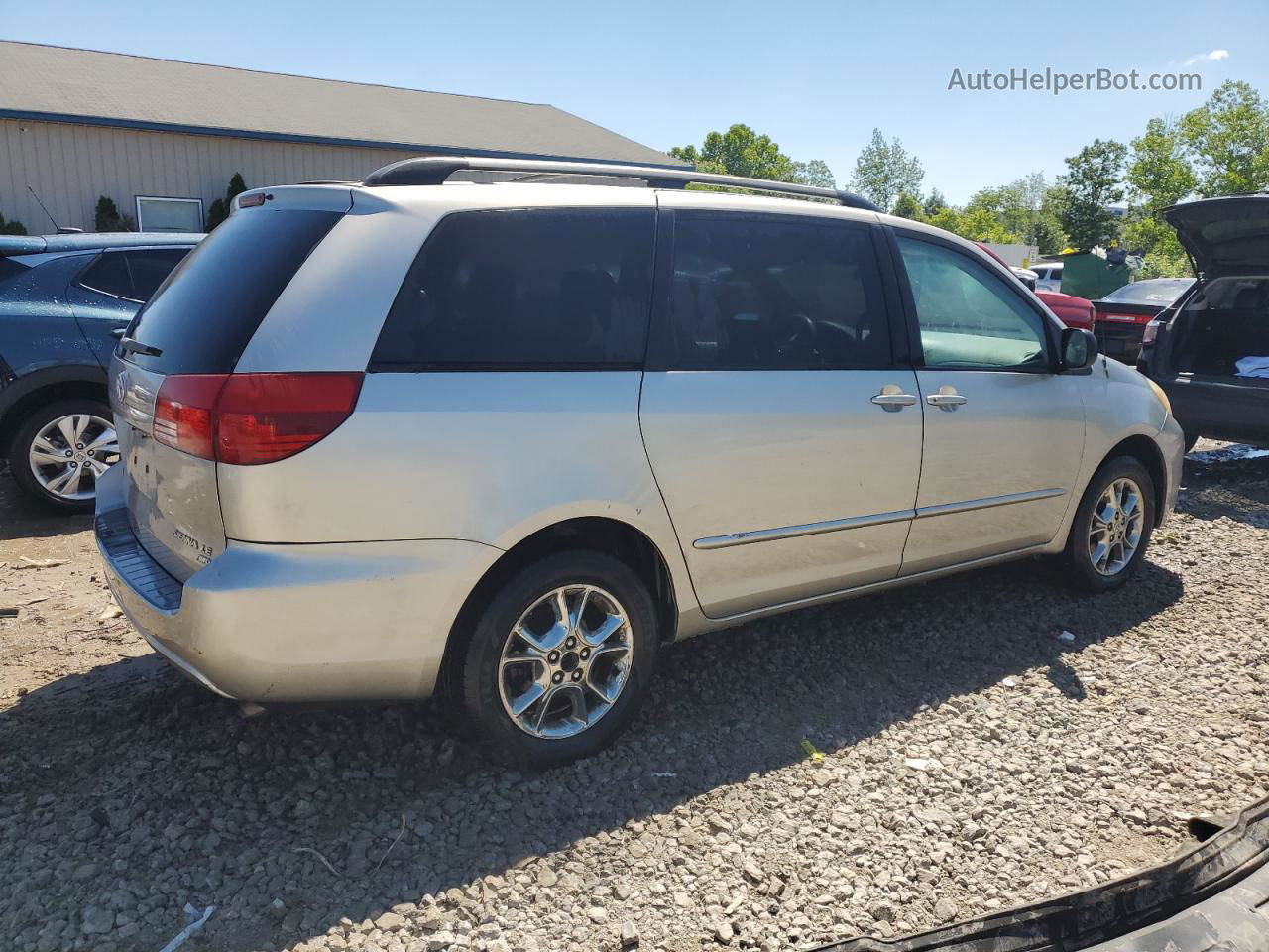 2004 Toyota Sienna Le Silver vin: 5TDBA23CX4S017012