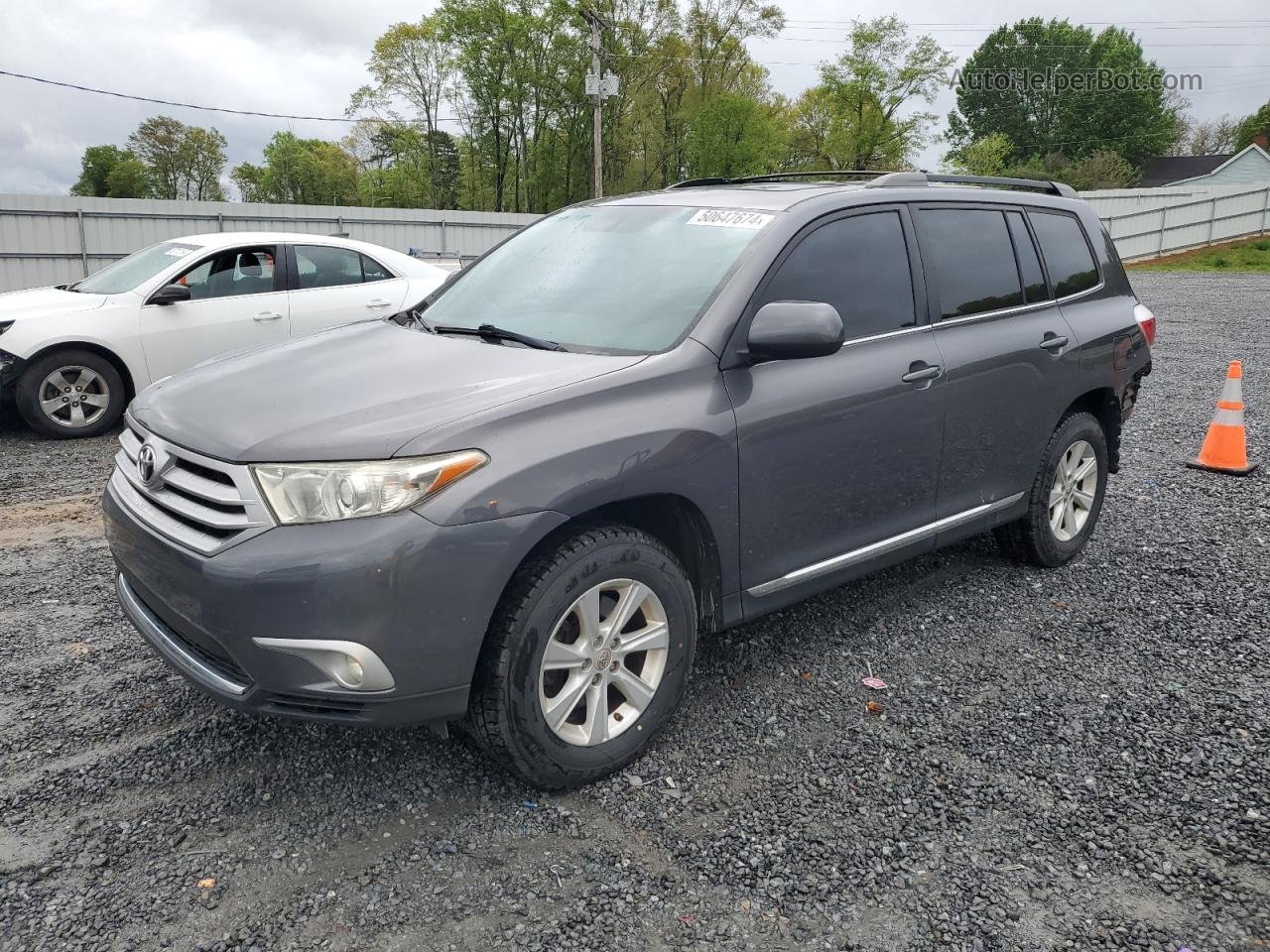 2011 Toyota Highlander Base Gray vin: 5TDBK3EH0BS041828