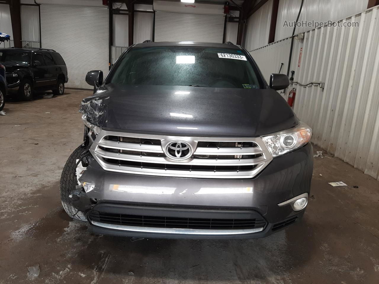 2011 Toyota Highlander Base Серый vin: 5TDBK3EH0BS045667